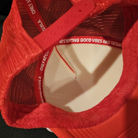 Red Hat only accepting Good Vibes and tequila - Picture 3 of 4